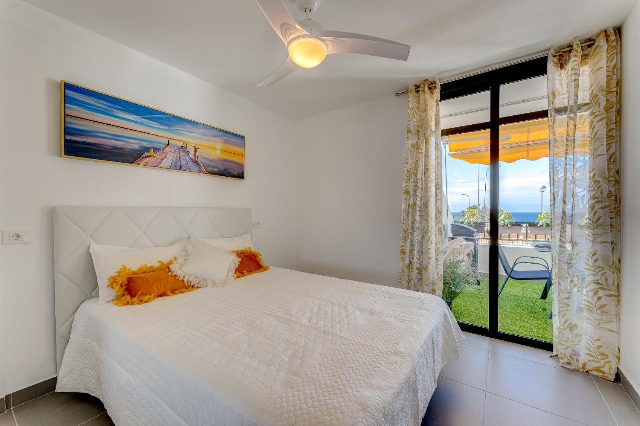 Buenavista Sunflower Apartment In Playa La Arena Puerto de Santiago  Bagian luar foto